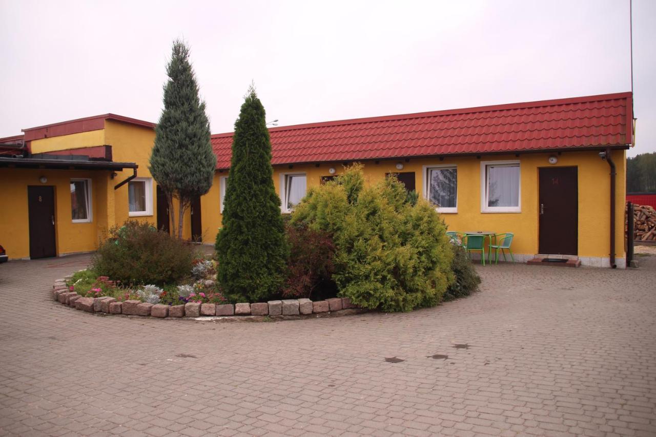Zajazd Pod Kominkiem - Brzoza Kolo Torunia Exterior photo